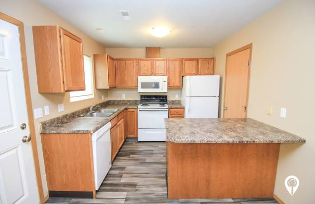 Arrow Ridge Townhomes – Brandon, SD Gallery 2