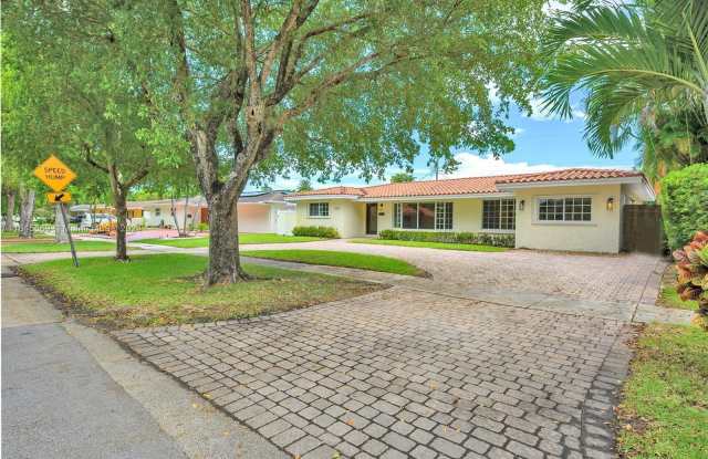 2120 NE 207th St - 2120 Northeast 207th Street, Ojus, FL 33179