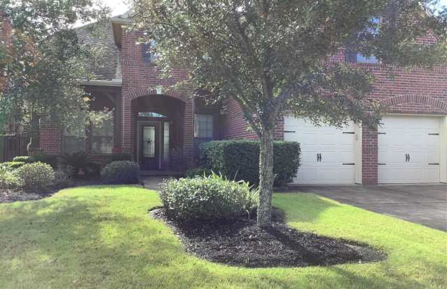 198 N Vershire Circle - 198 Vershire Circle, The Woodlands, TX 77354