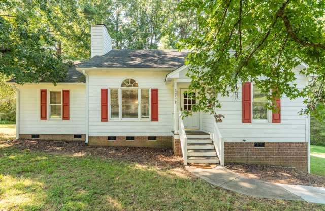 Cute 3 Bedroom Ranch with Large Wooded Yard- Raleigh-Available Now! photos photos