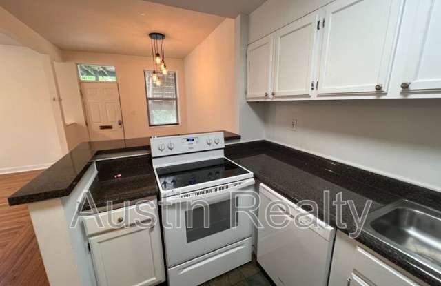348 N. Newstead Ave. photos photos
