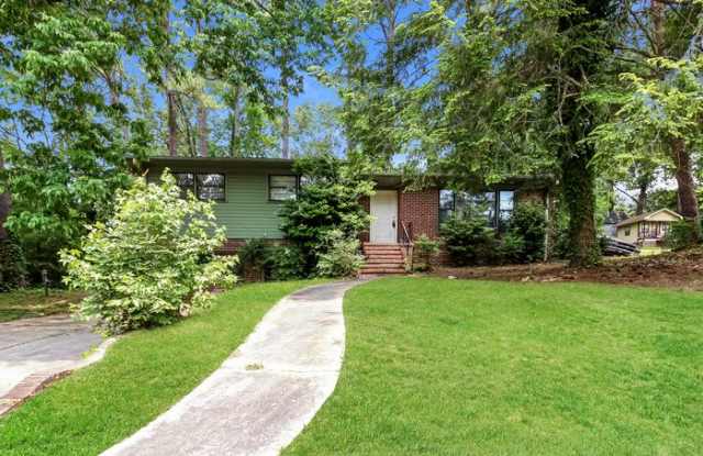 712 Arrow Road - 712 Arrow Road, Forestdale, AL 35214