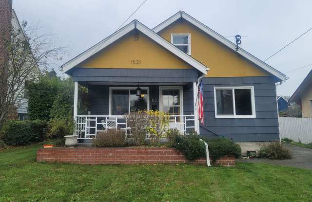 3 Bedroom Home in Convenient Bremerton Location! - 1521 Marguerite Avenue, Bremerton, WA 98337