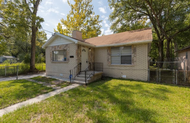 912 Huron Street - 912 Huron Street, Jacksonville, FL 32254