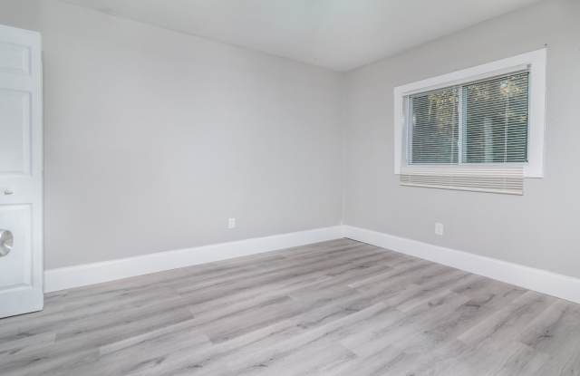 511 Gresham Park Drive - D Gallery 3