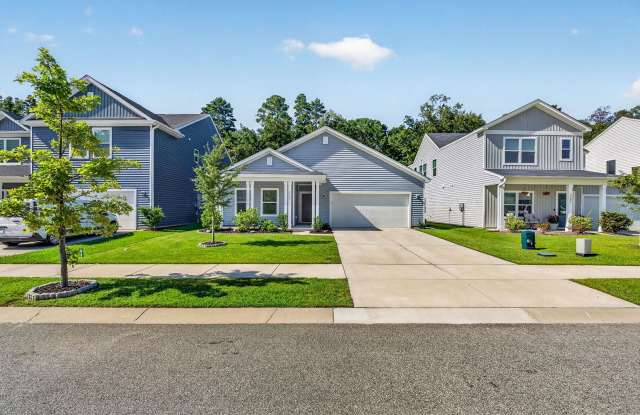 Comfortable Living in West Ashley photos photos