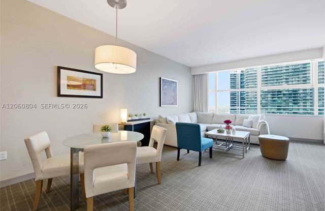 1395 Brickell Ave Gallery 4