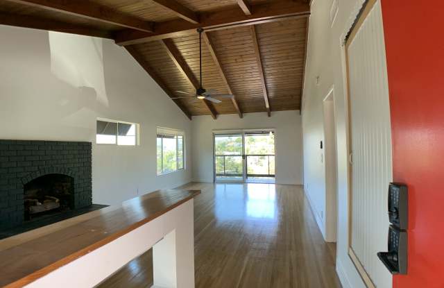 1857 Lucile Ave Gallery 4