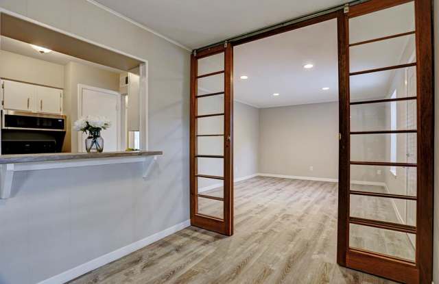 9009 Gaylord Drive Gallery 4