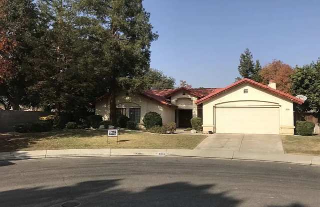 8608 INDIAN CLOVER CT. - 8608 Indian Clover Court, Bakersfield, CA 93311