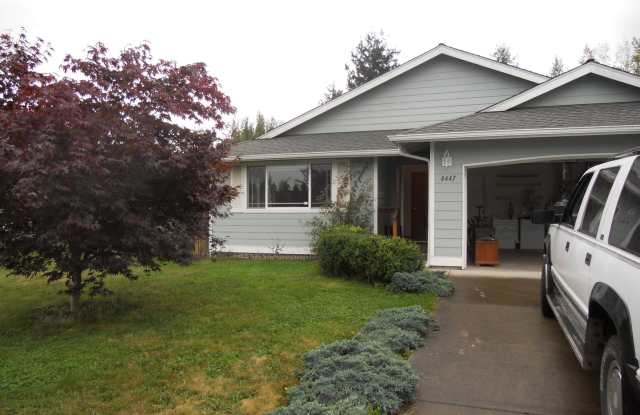Single Story Birch Bay House Fenced Back Yard Cul de Sac photos photos