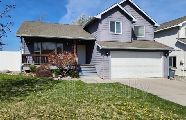 916 Rees Ln photos photos