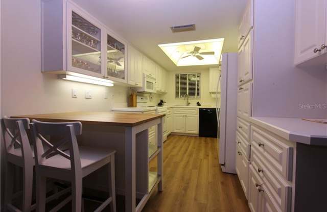 1601 SOUTHWOOD STREET Gallery 2