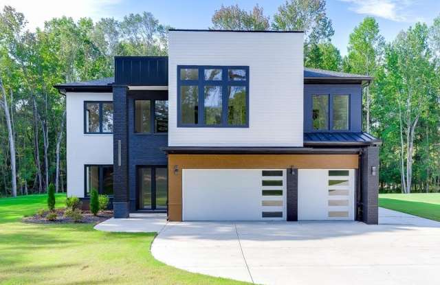 2404 Highway 124 W - 2404 Georgia 124, Jackson County, GA 30549