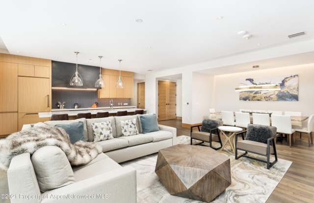 77 Wood Road unit: 606 photos photos