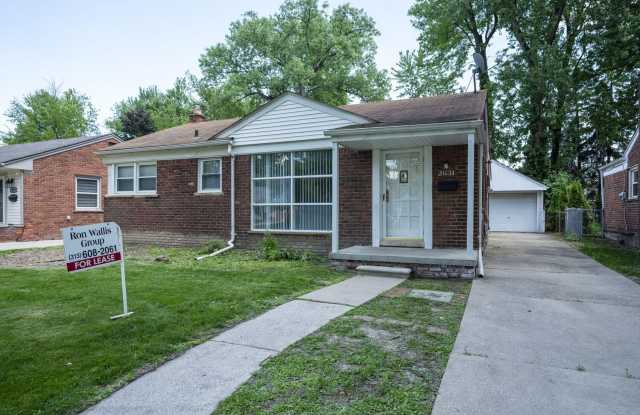 2631 Woodside Street photos photos