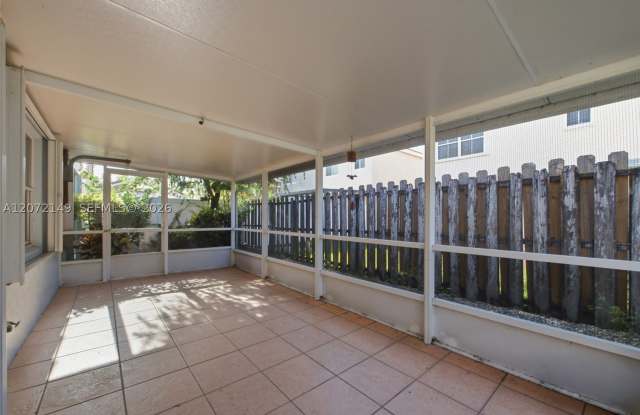 7336 Granada Way Gallery 4