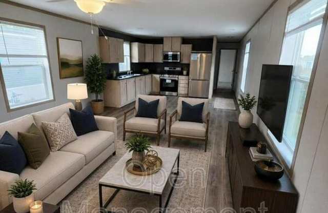 1901 1st St, Gallery 3