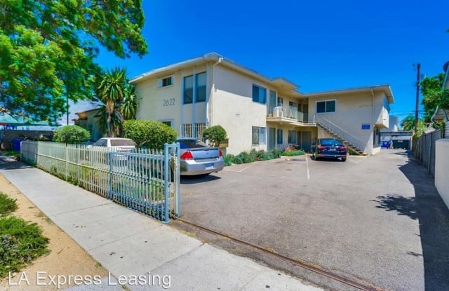 2622 S Cloverdale Ave - 2622 South Cloverdale Avenue, Los Angeles, CA 90016