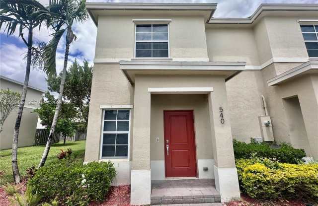 540 NE 5th Ln photos photos