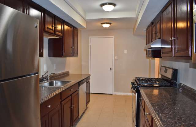 10246 Prince Pl Apt T4 Gallery 3