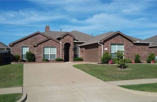 2004 Cardinal Drive - 2004 Cardinal Drive, Forney, TX 75126