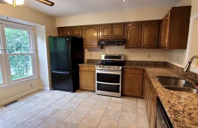 8076 WHITLERS CREEK COURT Gallery 3