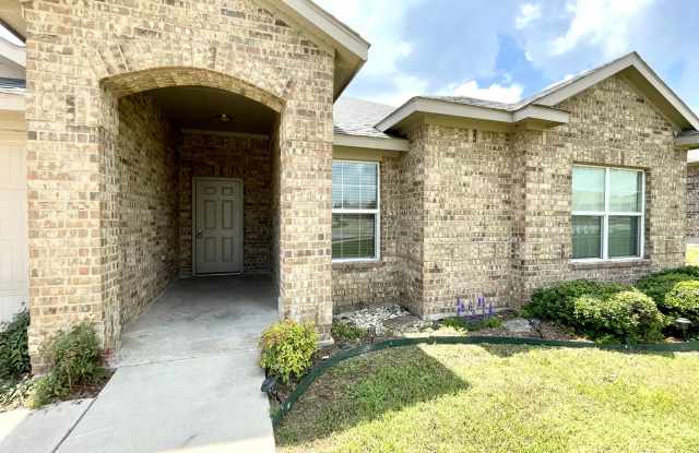 4820 Lakeshore HR - 4820 Lakeshore Drive, Ardmore, OK 73401