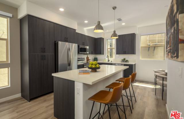 2712 North Current Way photos photos