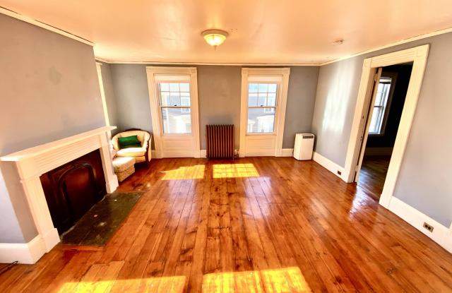 4 Avalon Pl. - 4 Avalon Place, Worcester, MA 01609