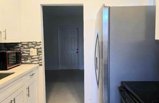 3621 SW 47th Ave photos photos