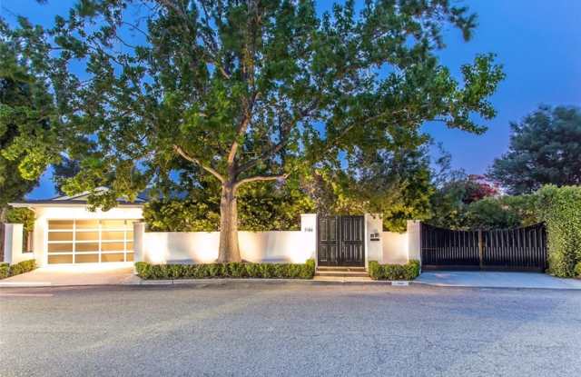 7155 Macapa Drive - 7155 W Macapa Dr, Los Angeles, CA 90068