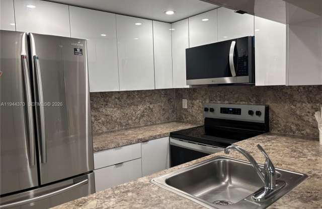 10023 Winding Lake Rd photos photos