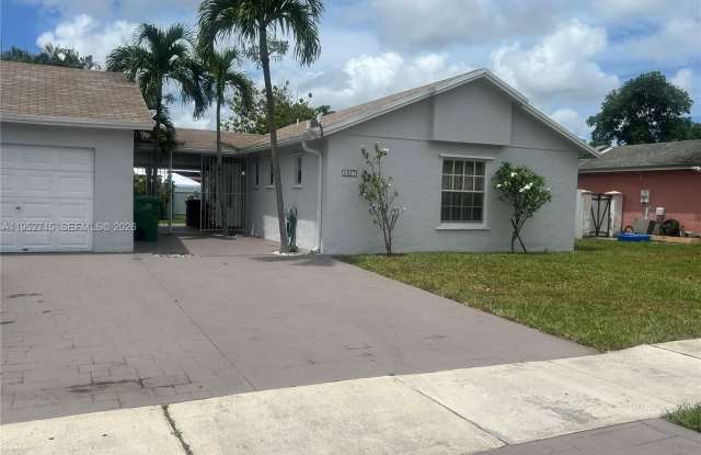 5827 NW 197th Ter photos photos 5827 NW 197th Ter photos photos