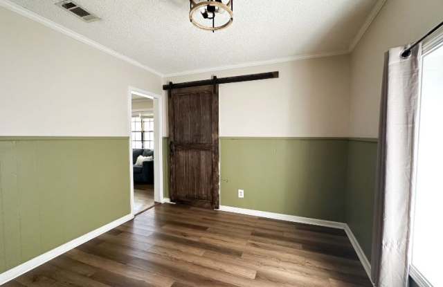 116 Nelda Drive Gallery 3
