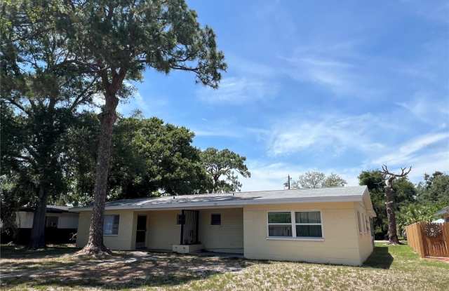 5713 21ST AVENUE S photos photos