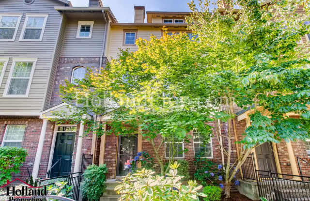 Gorgeous Townhouse in Orenco Gardens! - 6014 Northeast Maidstone Street, Hillsboro, OR 97124