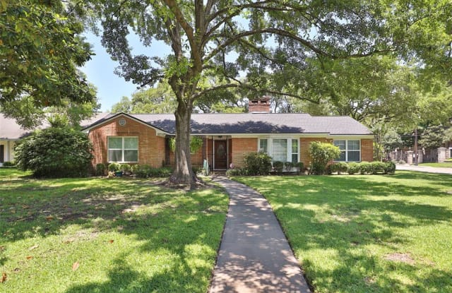 5202 Meadow Lake Lane - 5202 Meadow Lake Ln, Houston, TX 77056