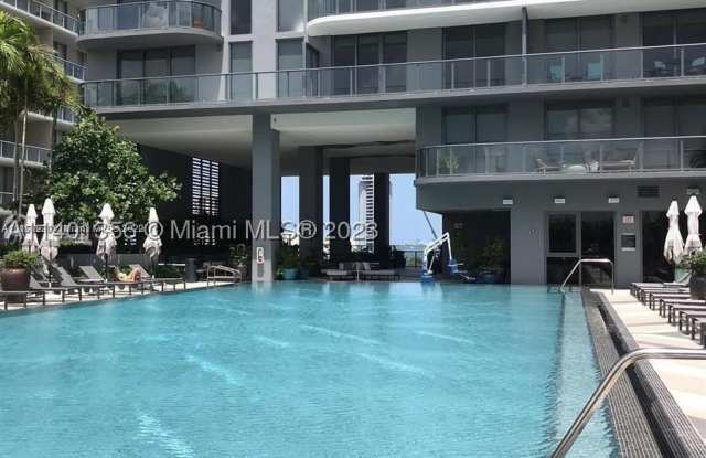 121 NE 34 St photos photos