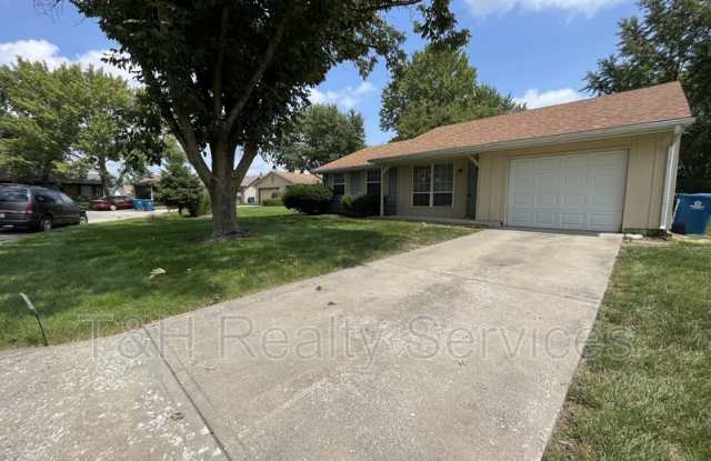 4455 Aristocrat Cir - 4455 Aristocrat Circle, Indianapolis, IN 46235