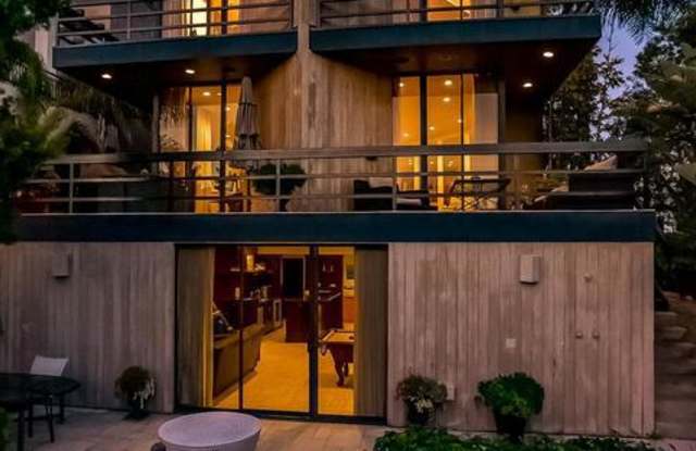 4119 ROMA Court Gallery 2