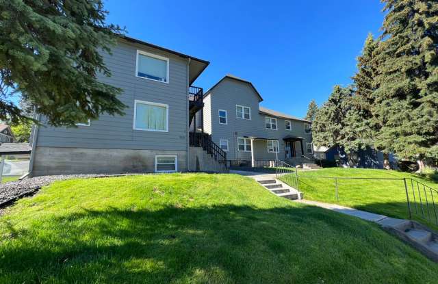 LOWER SOUTH HILL ONE BEDROOM CLOSE TO HUCKLEBERRY MARKET photos photos