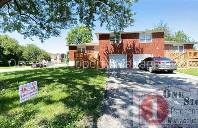 Beautiful 3 Bedroom / 2 Bathroom Duplex in Lee's Summit!! photos photos