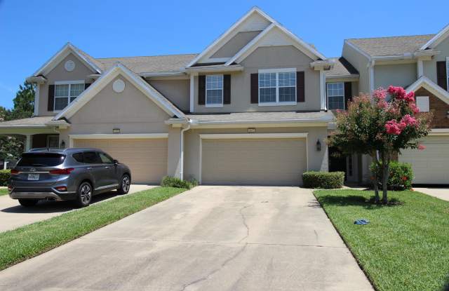 6497 YELLOW LEAF CT - 6497 Yellow Leaf Court, Jacksonville, FL 32258