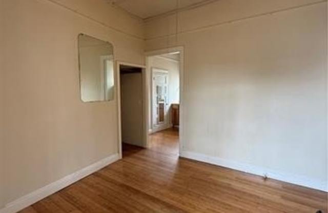418 OCTAVIA Street Gallery 2