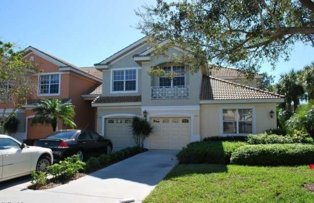 1585 Winding Oaks Way unit: 203 - 1585 Winding Oaks Way, Collier County, FL 34109