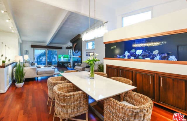 21439 PACIFIC COAST Highway - 21439 Pacific Coast Highway, Malibu, CA 90265