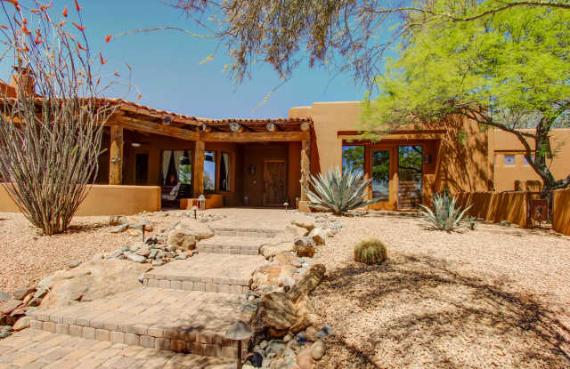 9422 E DIAMOND RIM Drive Gallery 2
