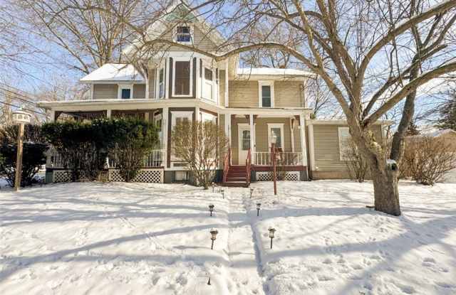 41 W Buffalo Street photos photos