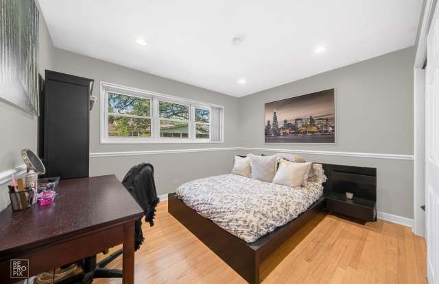 2 Bedroom Condo in Palatine's Circle Park community! Gallery 4